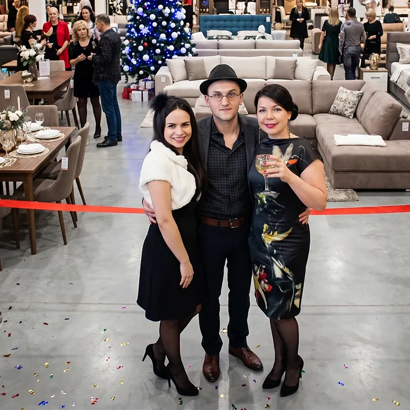 Embawood team and Volodymyr Pimienow owner & CEO of City Profit